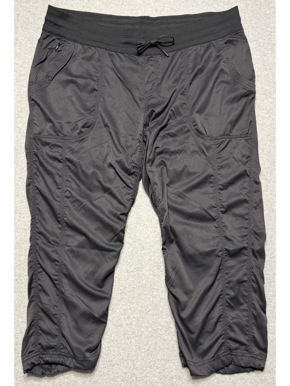 The North Face Aphrodite 2.0 Capri Pants Womens XXL TNF Black Hiking NWT